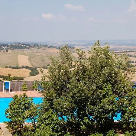 Sleeps 4 Pool Wifi T765037 Apartamento *