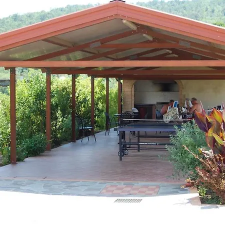 Apartamento Sleeps 4 Pool Wifi T765037
